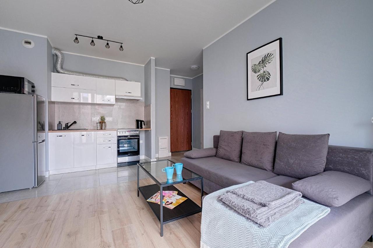 2Br Apt Strzelecka 24 With Balcony Appartement Warschau Buitenkant foto