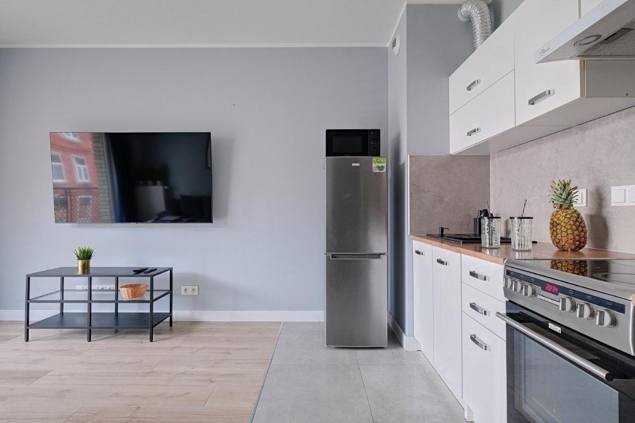 2Br Apt Strzelecka 24 With Balcony Appartement Warschau Buitenkant foto